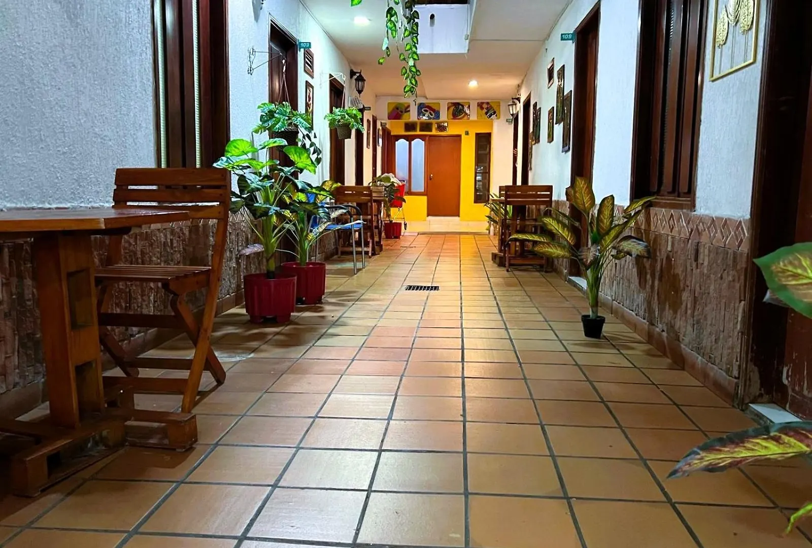 Aparta Hotel Bacano Historico Santa Marta  0*, Santa Marta (Magdalena)